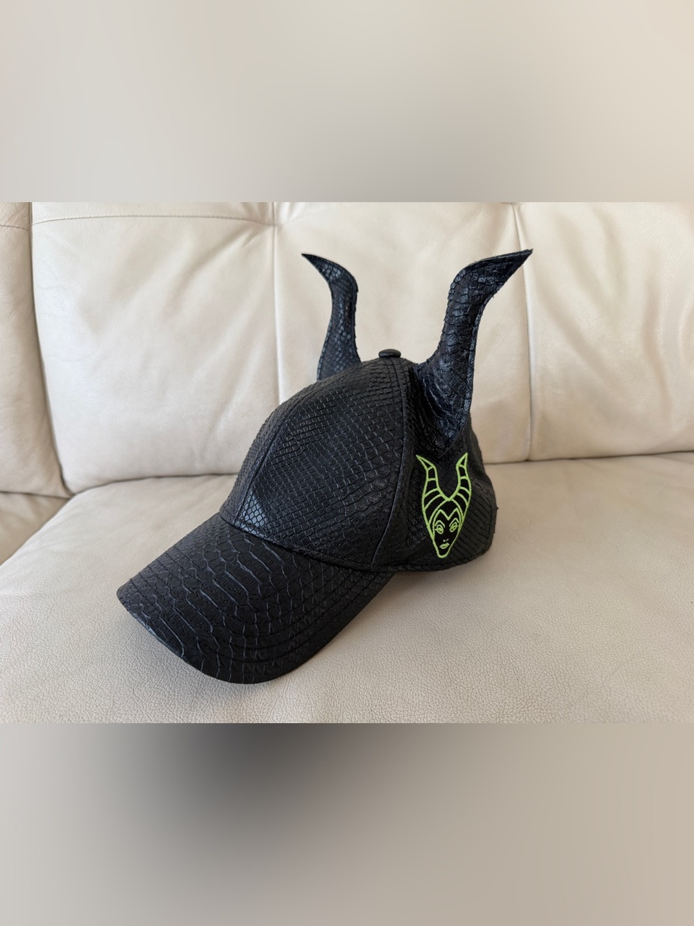 Disney Villains Maleficent 3D Horns Baseball Cap Hat Dragon Scale Bioworld Rare